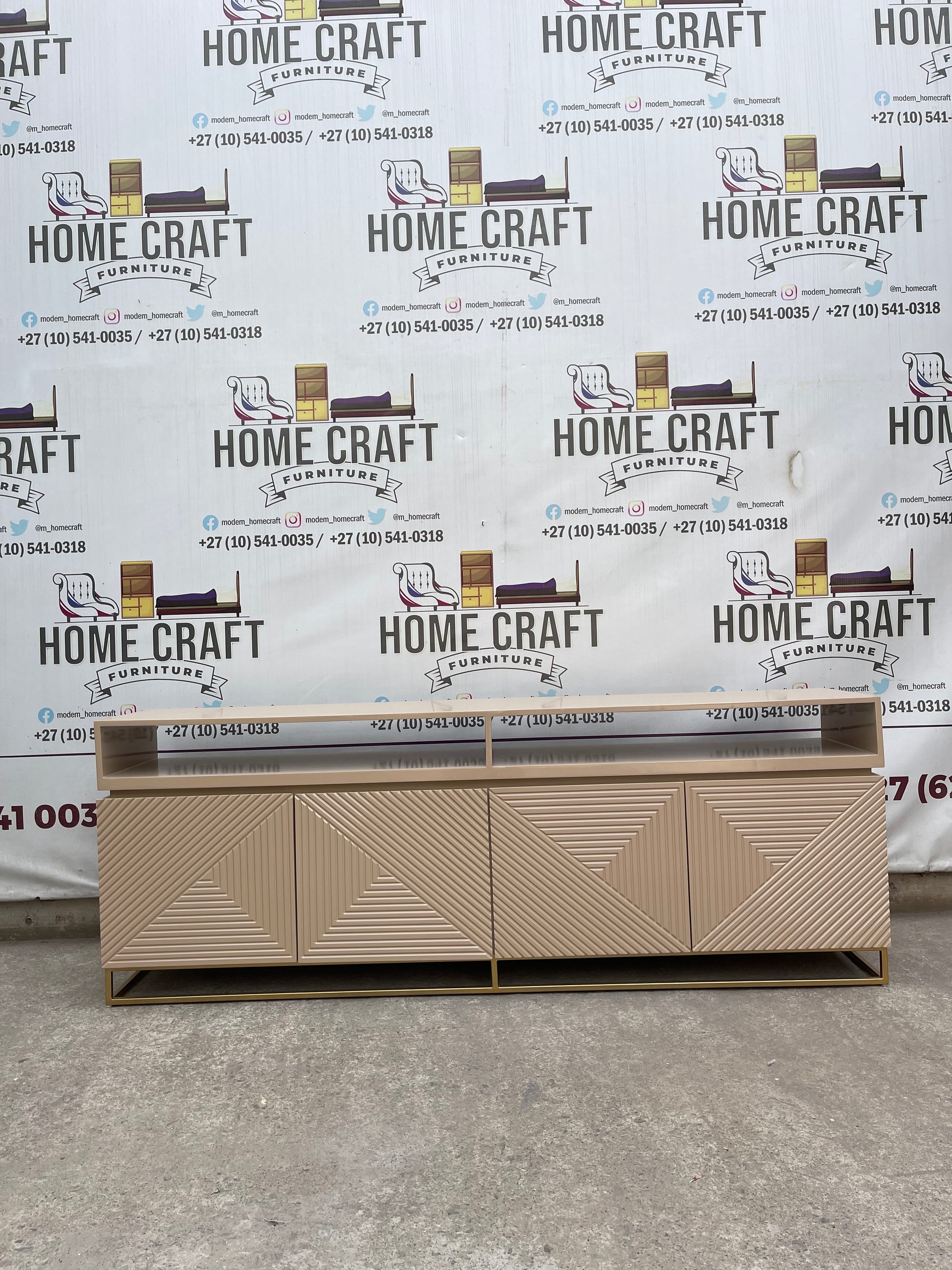 Kele 4 Drawer Tv Stand With Top Spacers