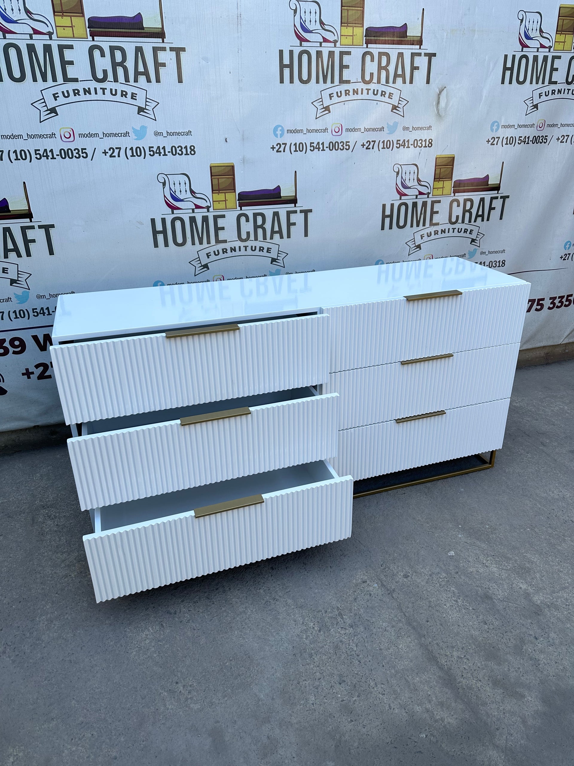 Rowheda - 6 Drawer Chest of Drawers