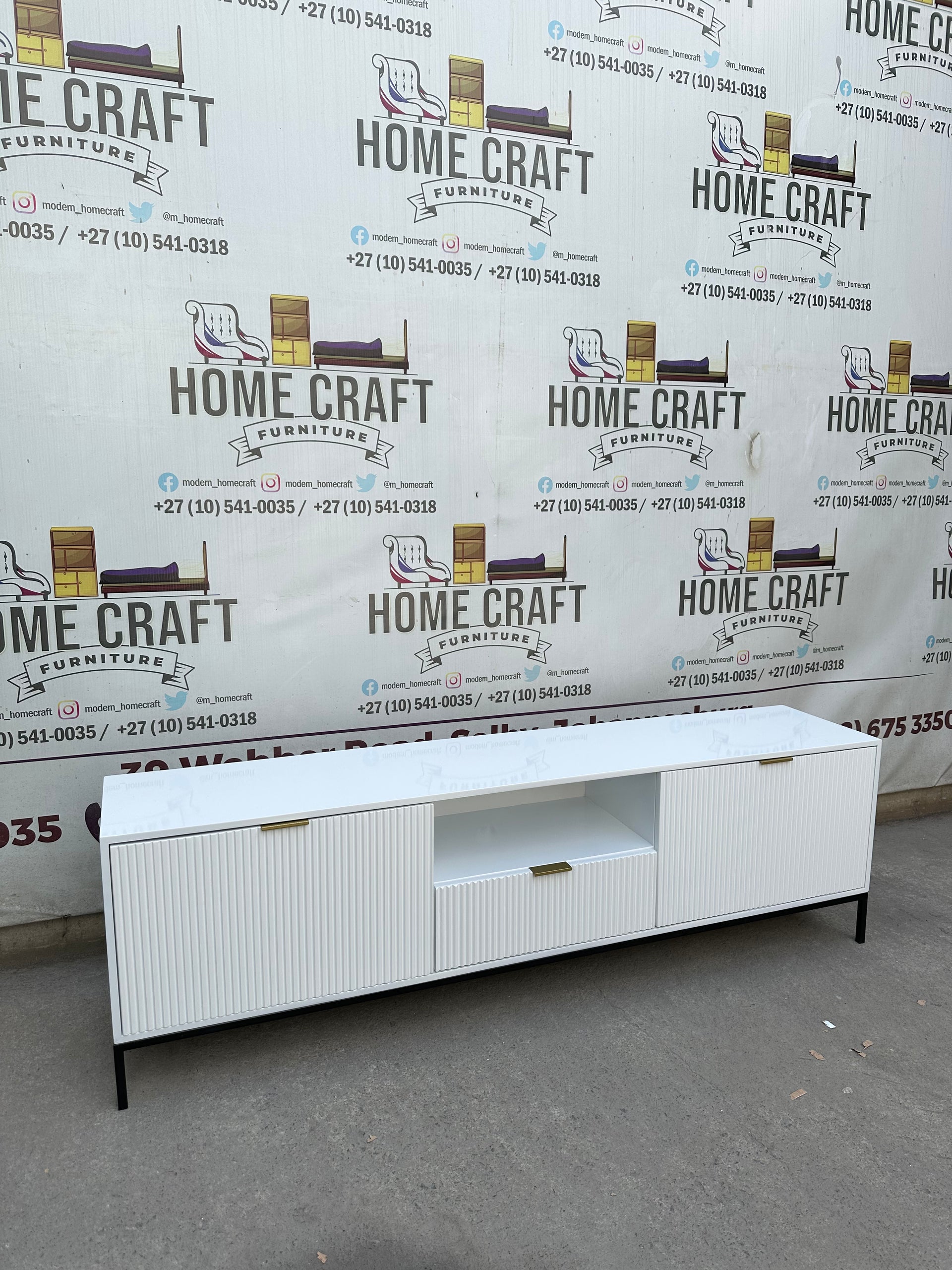 3 Drawer Tv Stand
