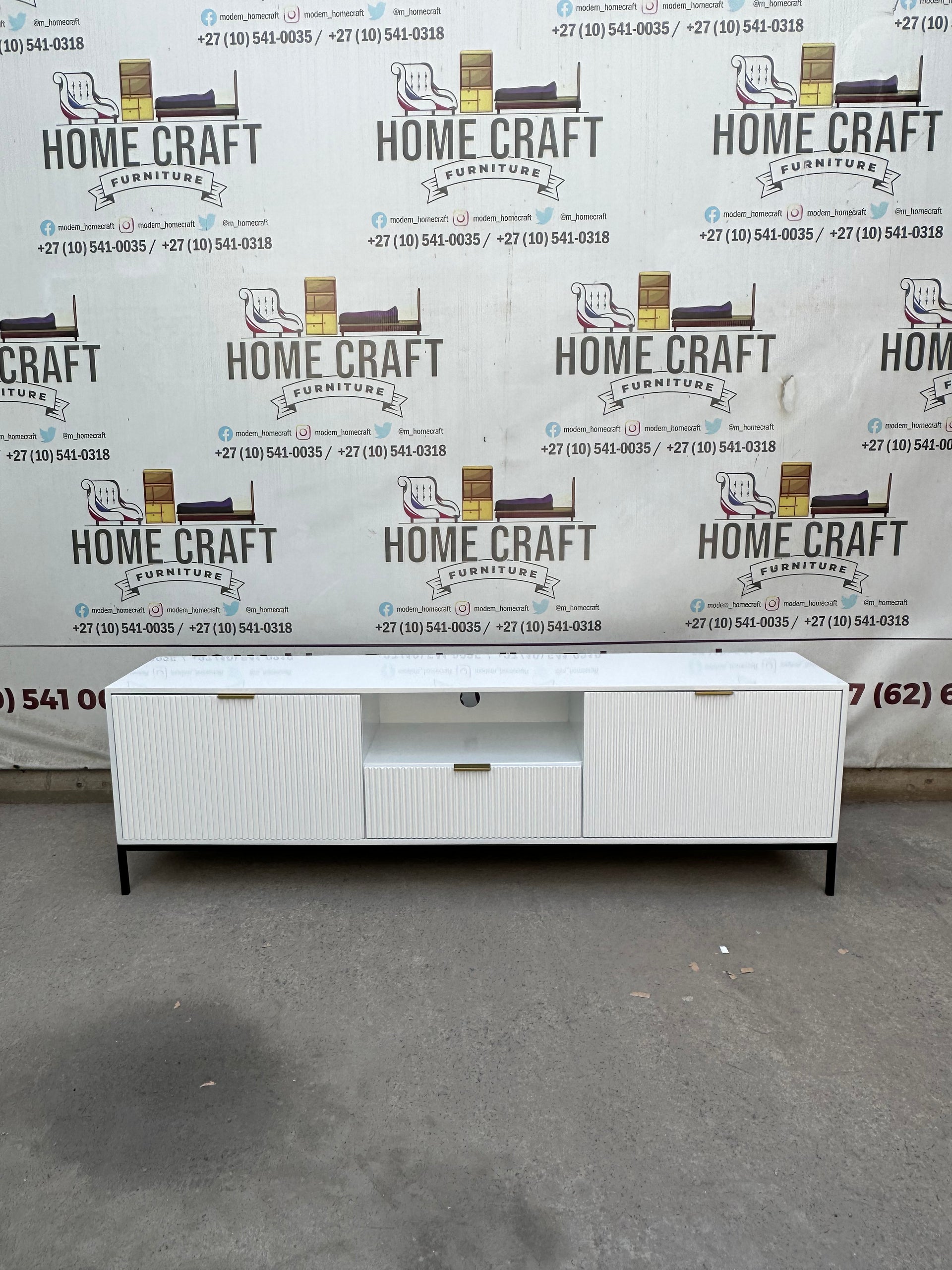 3 Drawer Tv Stand