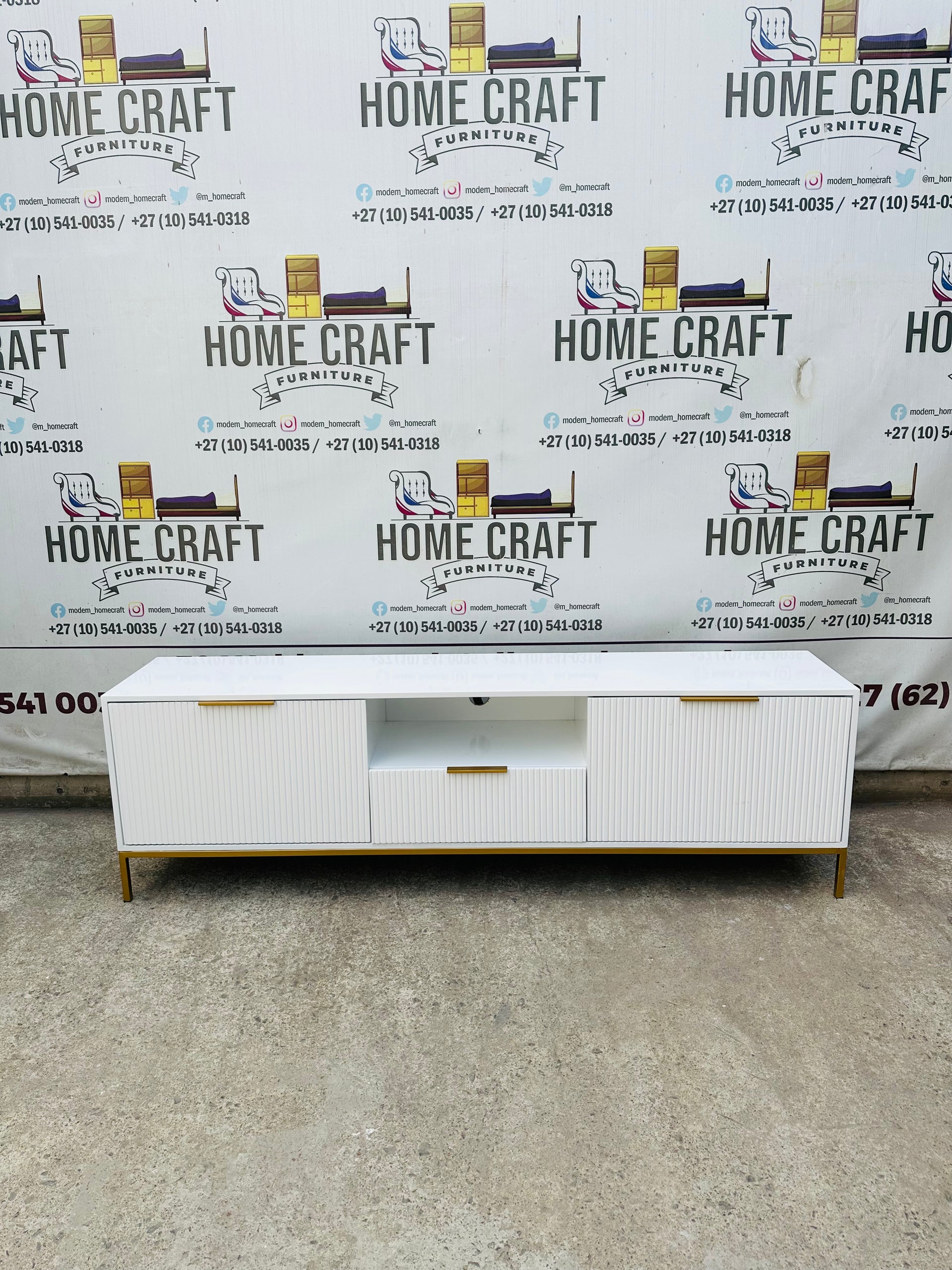 3 Drawer Tv Stand