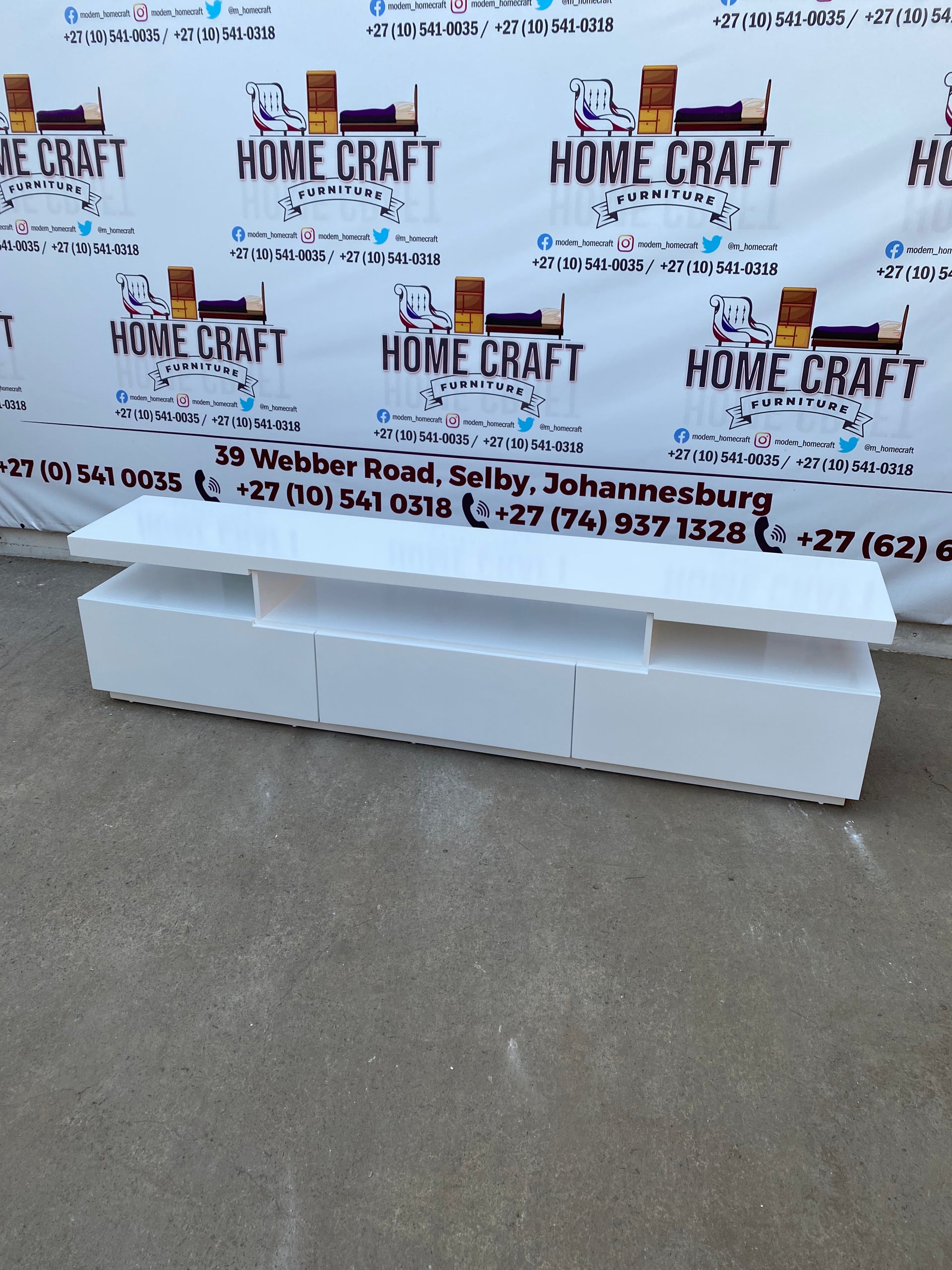 3 Drawer Tv Stand