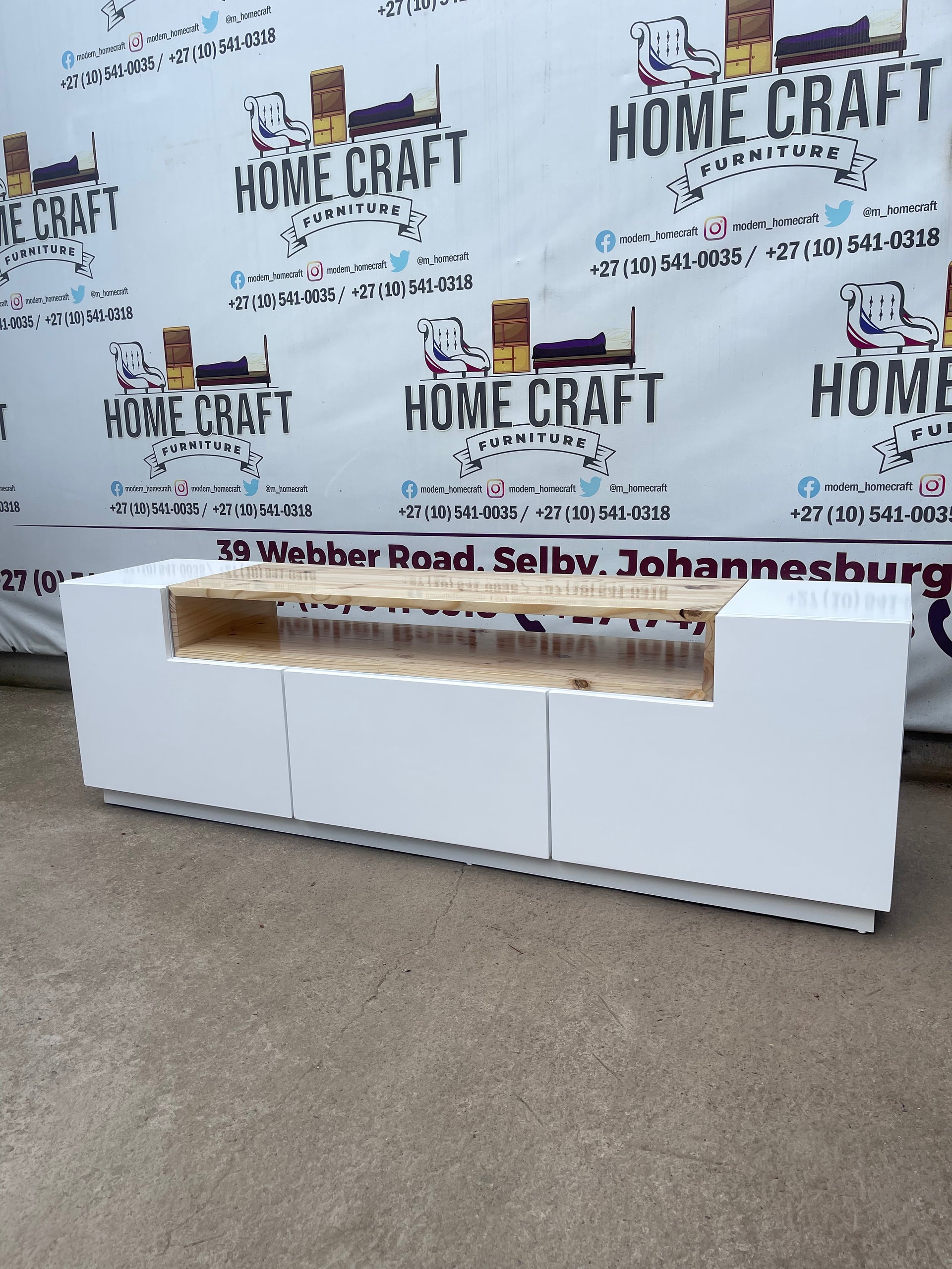 3 Drawer Tv Stand