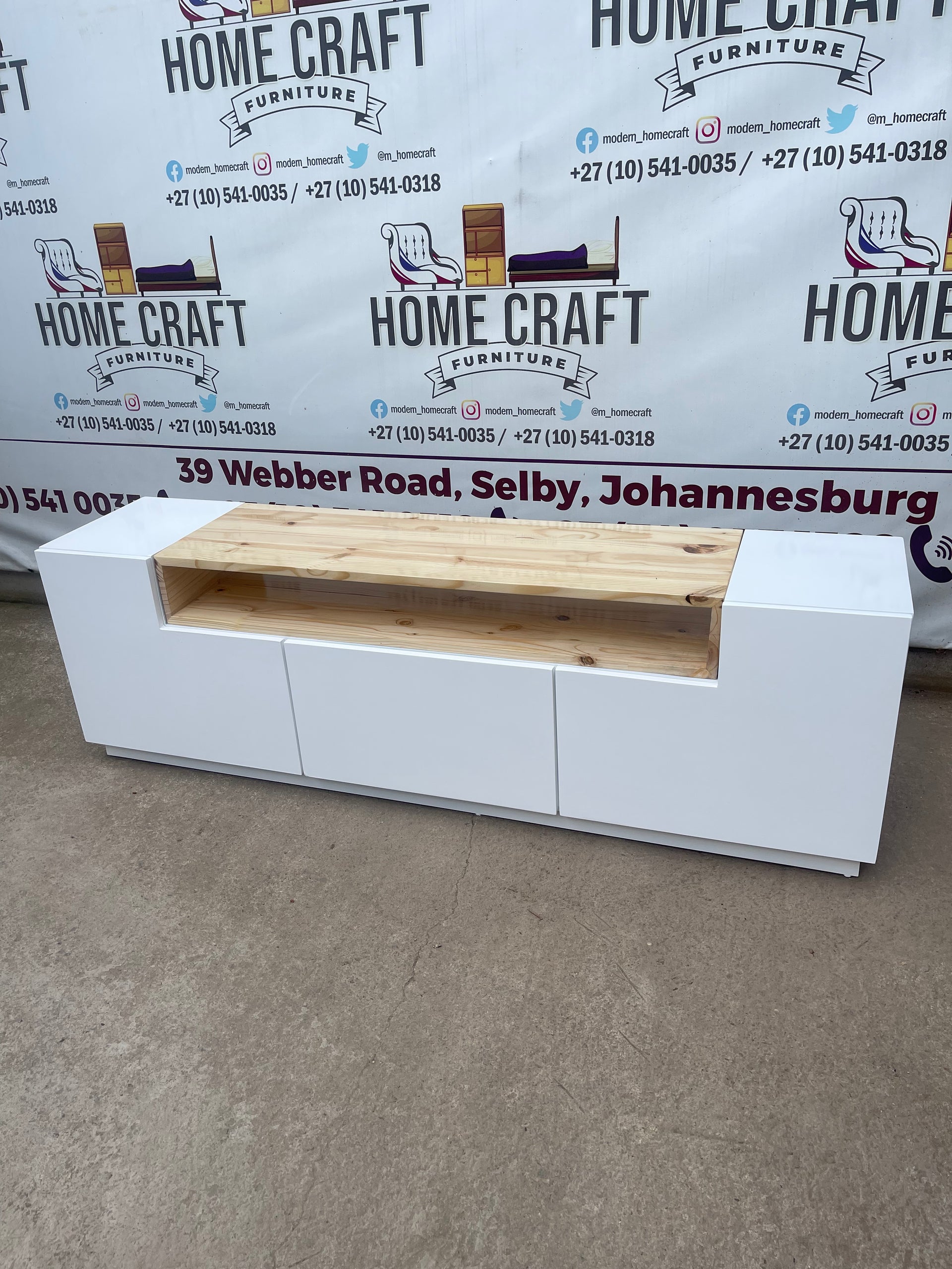 3 Drawer Tv Stand