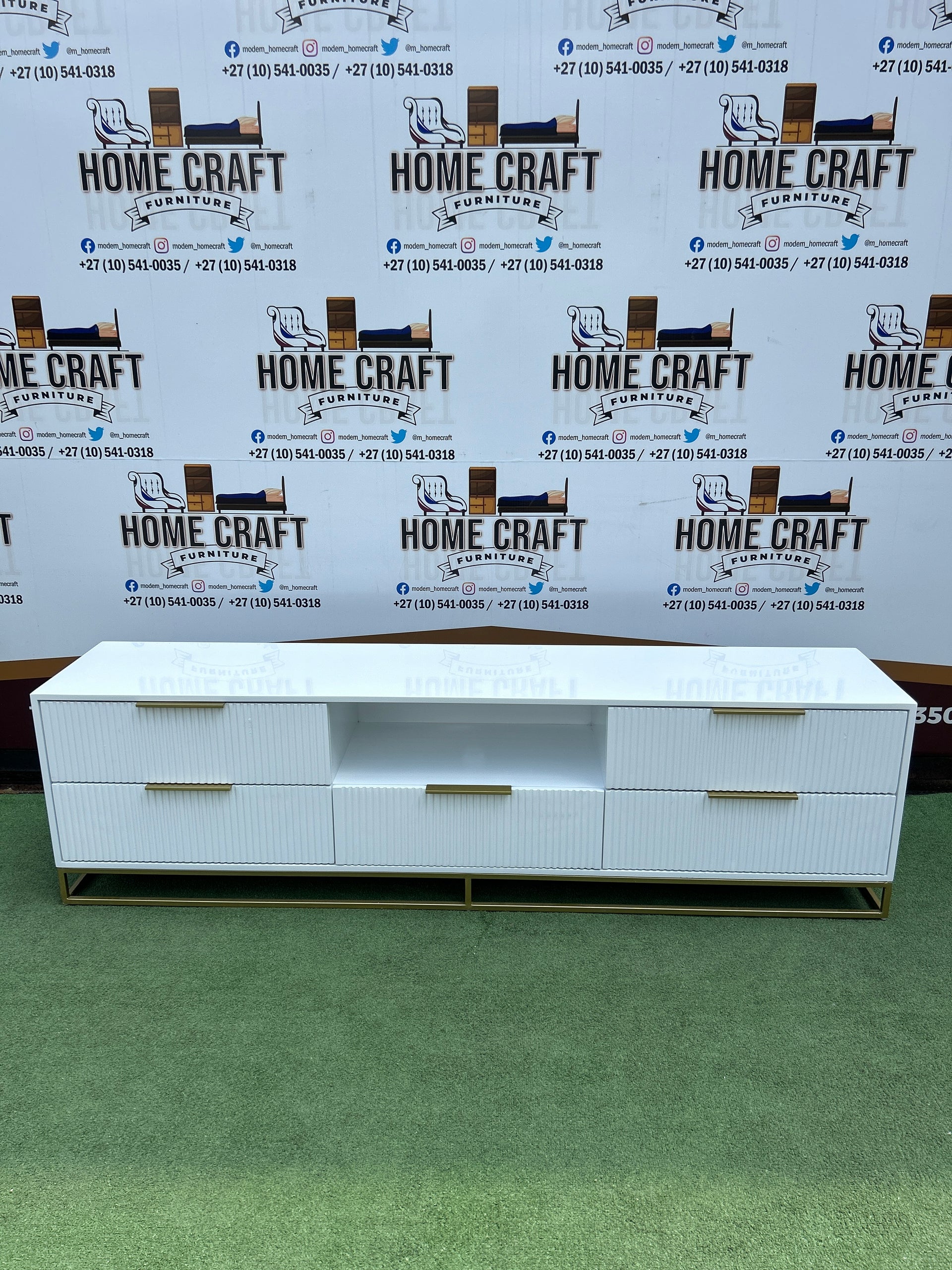 5 Drawer Tv Stand
