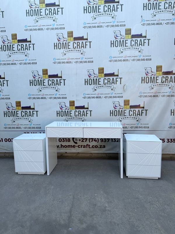 Maki Dresser & Pedestals Combo