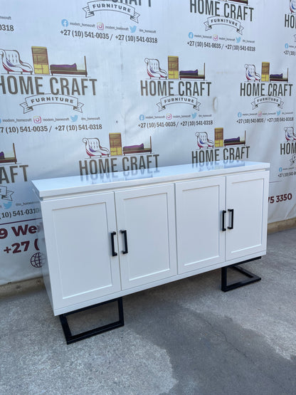 Plush Server (Black) - 4 Doors With Shelves