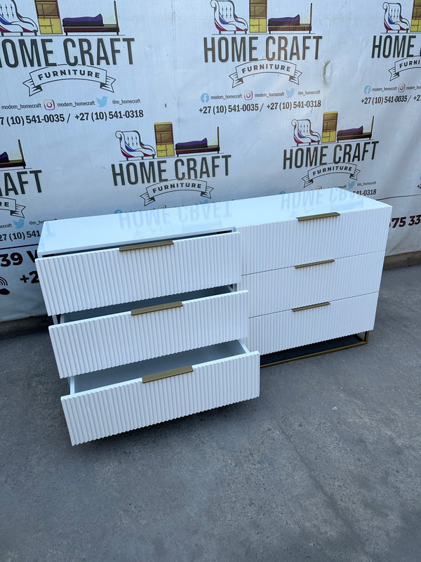 Rowheda - 6 Drawer Chest of Drawers