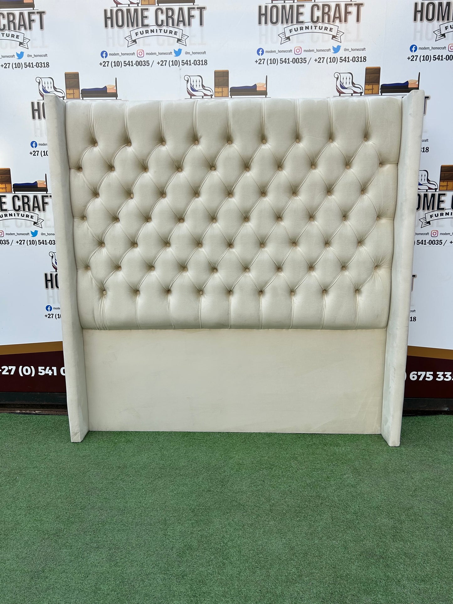 Queen Diamond Headboard With Wings - Cream
