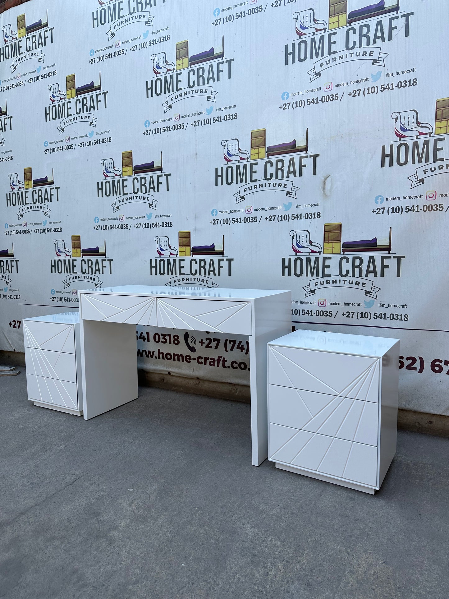 Maki Dresser & Pedestals Combo