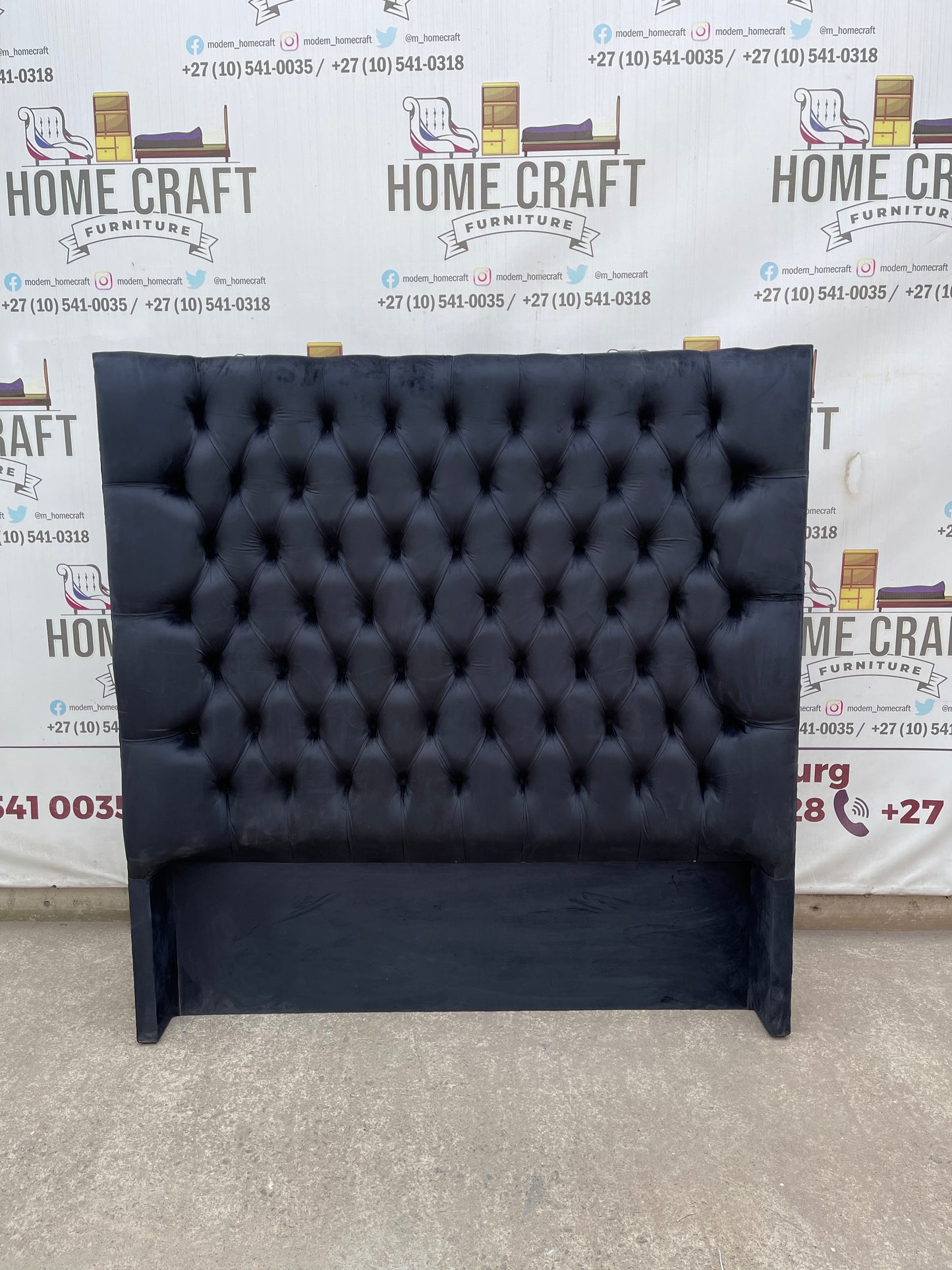 Headboard With Curved Edges - Black