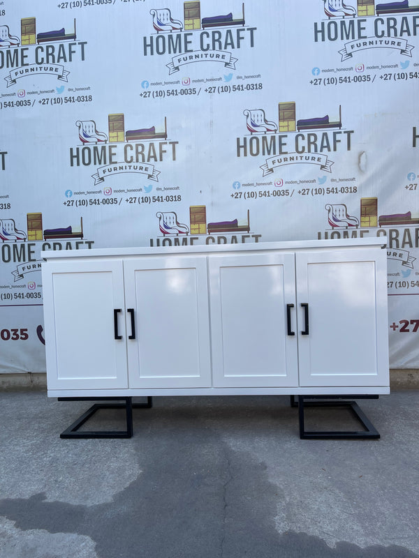 Plush Server (Black) - 4 Doors With Shelves