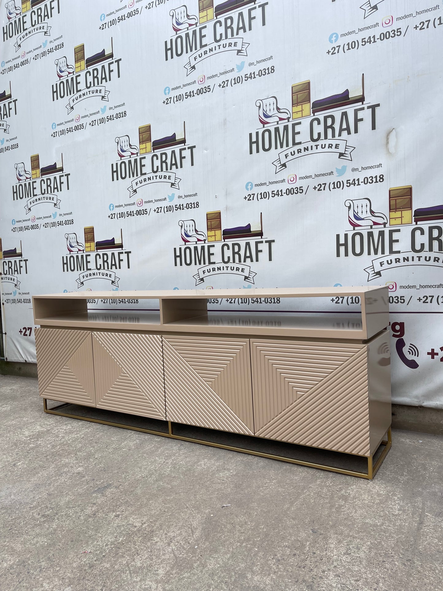 Kele 4 Drawer Tv Stand With Top Spacers