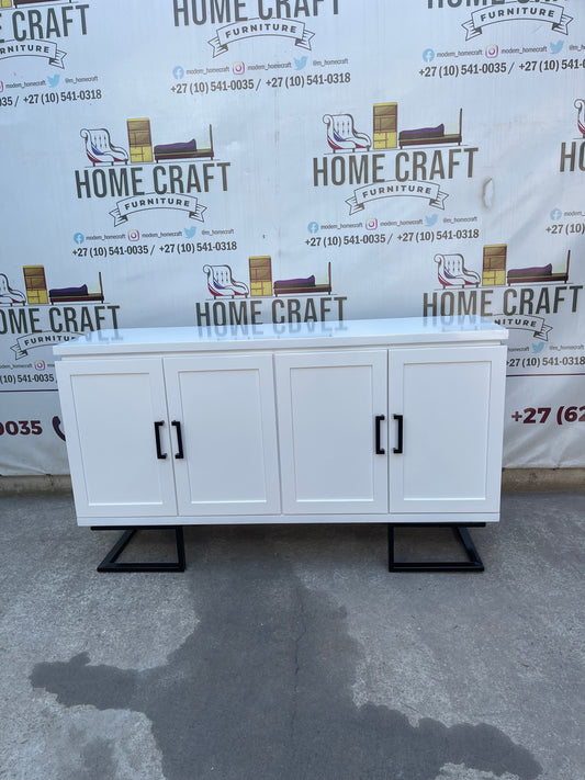 Plush Server (Black) - 4 Doors With Shelves