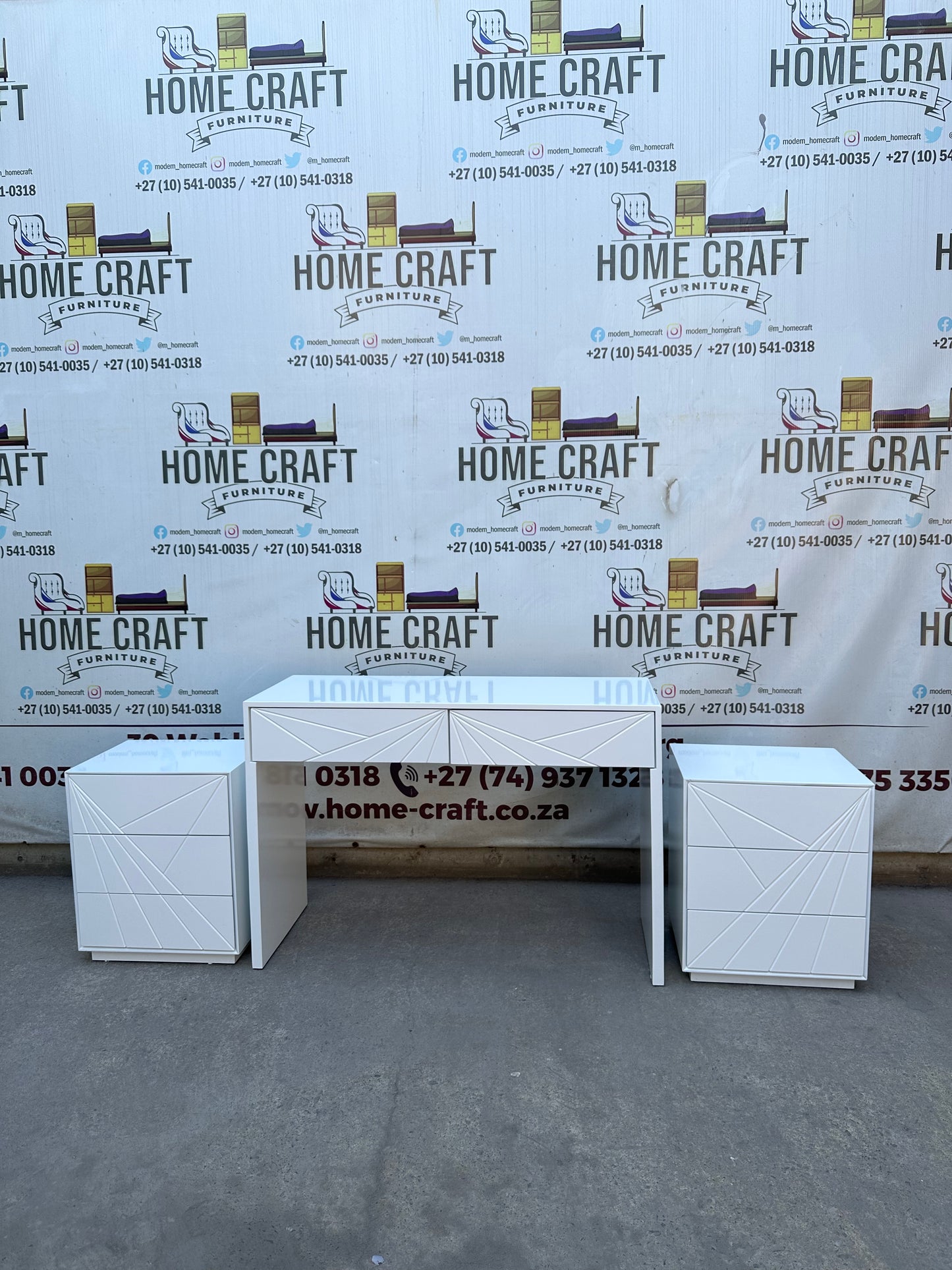 Maki Dresser & Pedestals Combo