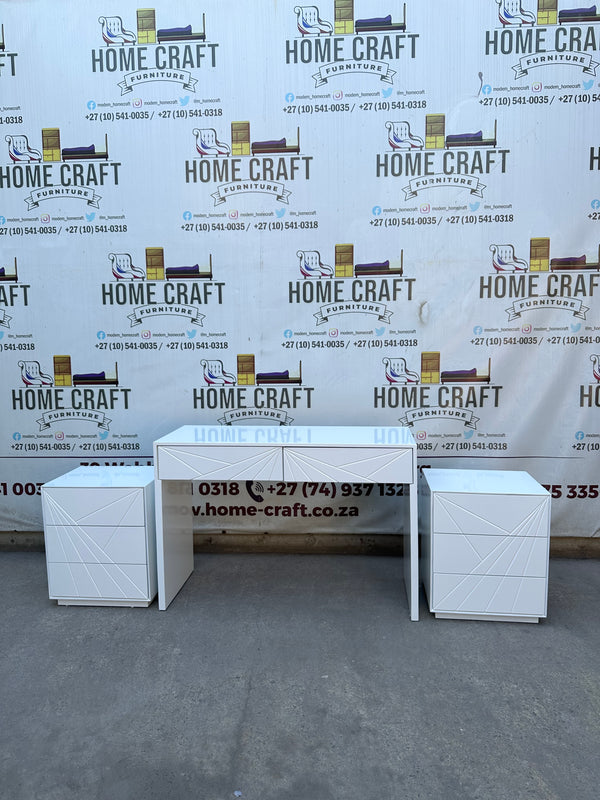 Maki Dresser & Pedestals Combo