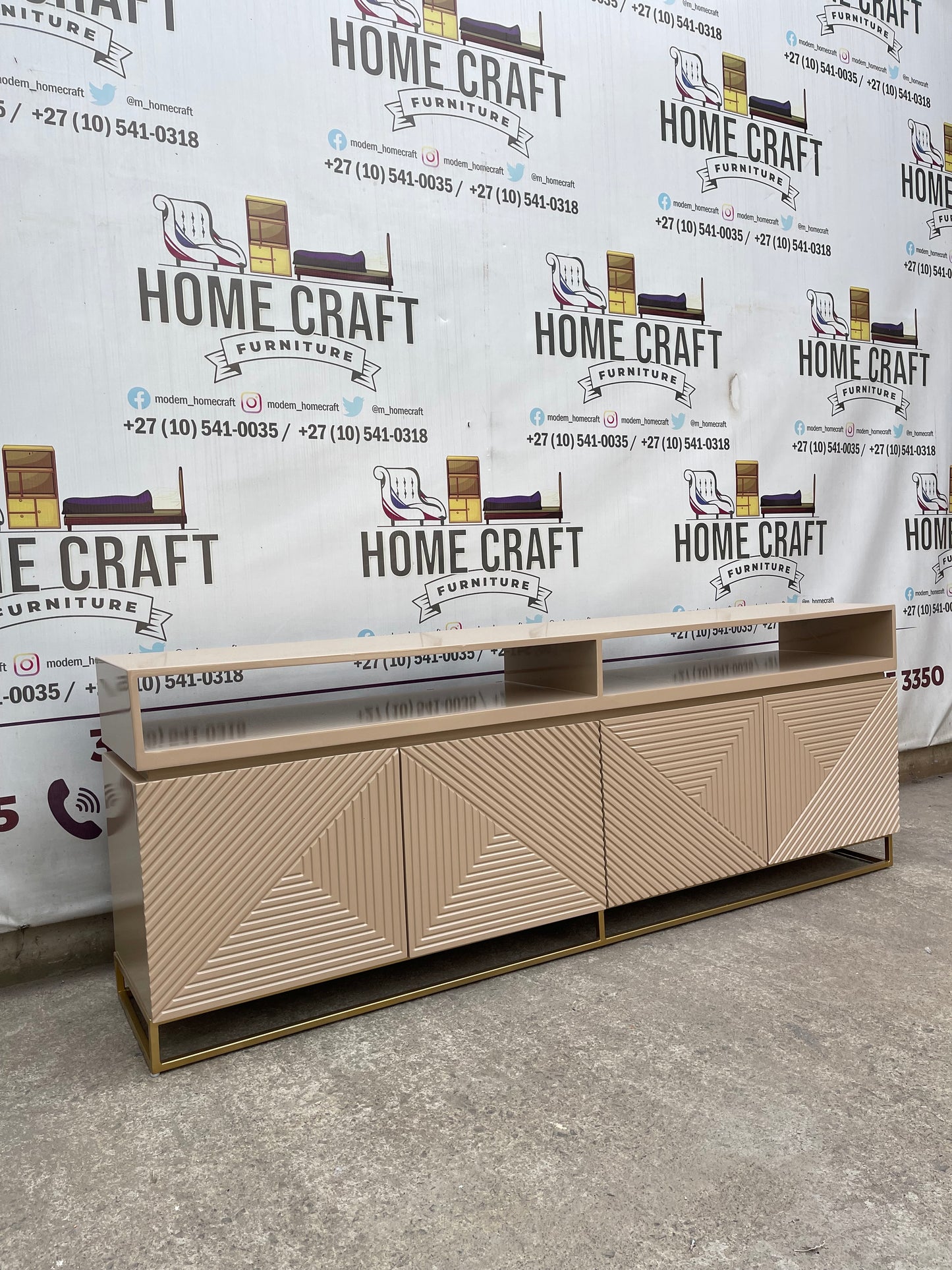 Kele 4 Drawer Tv Stand With Top Spacers