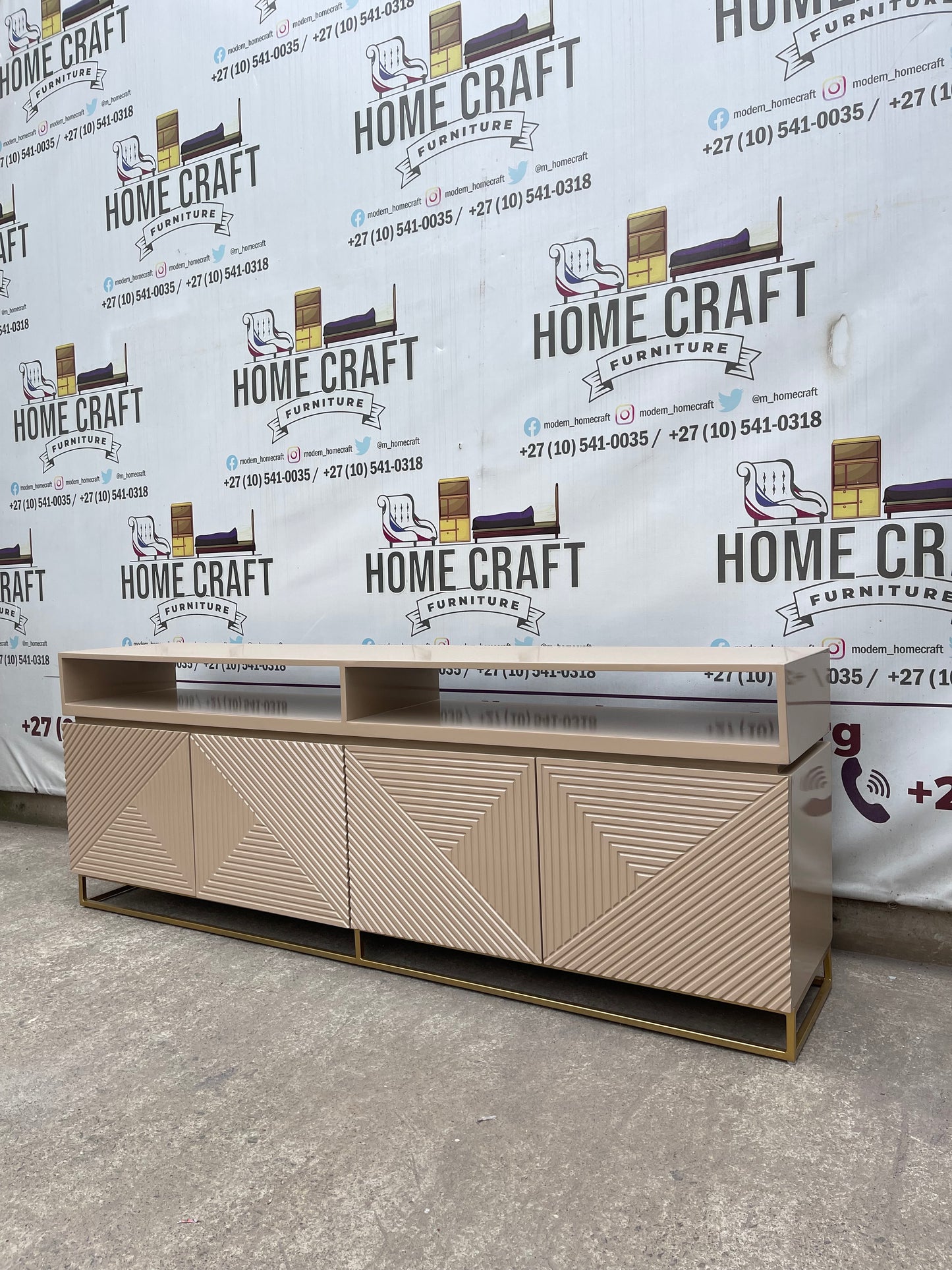 Kele 4 Drawer Tv Stand With Top Spacers