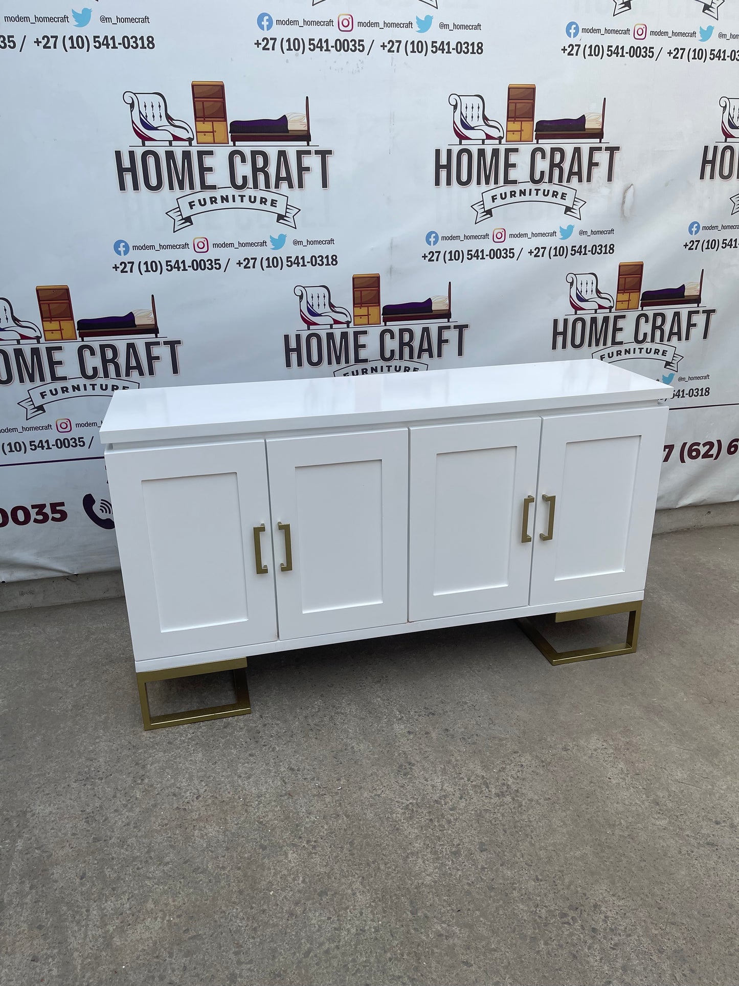 Plush Server (Gold) - 4 Doors With Shelves