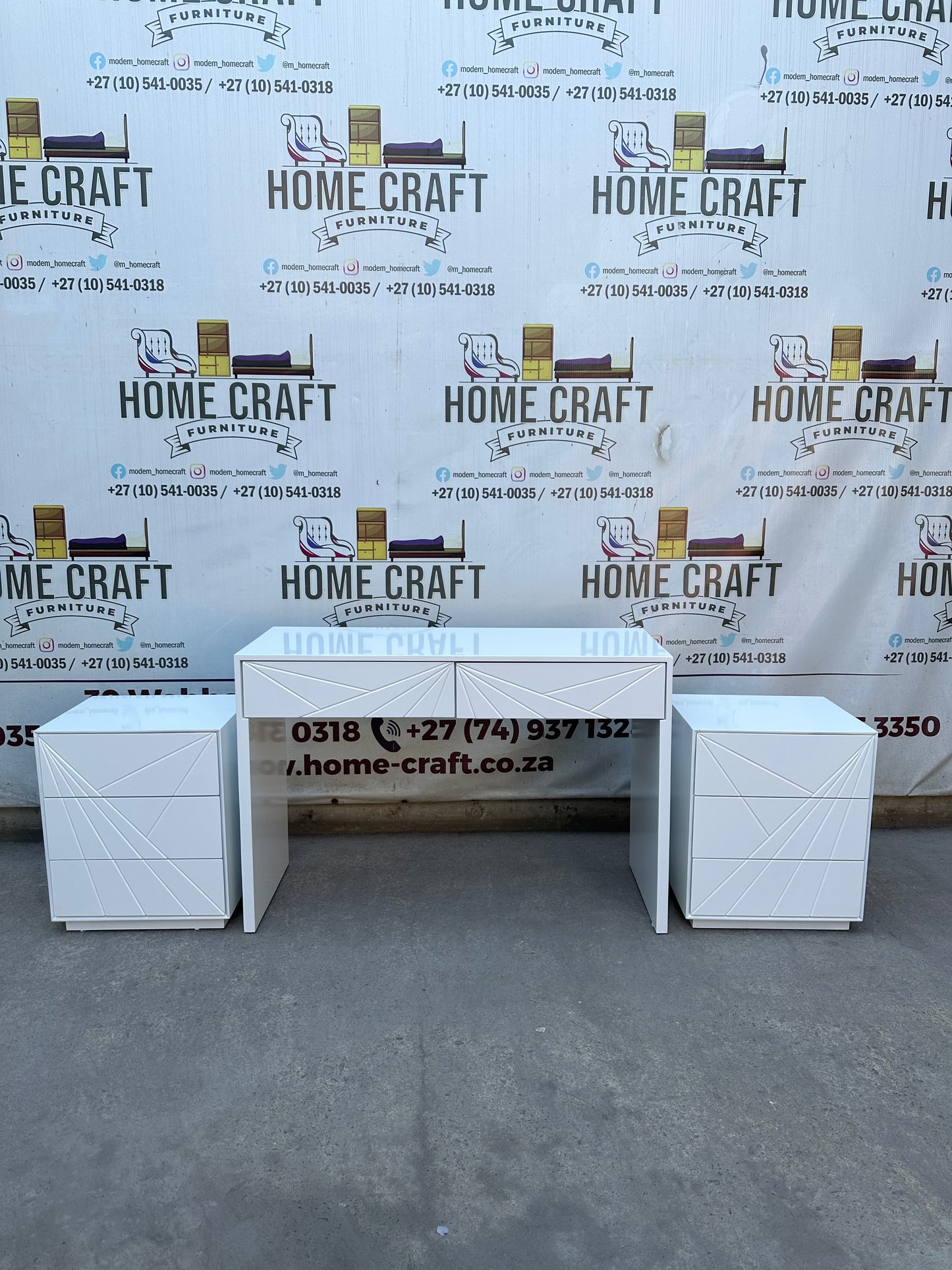 Maki Dresser & Pedestals Combo