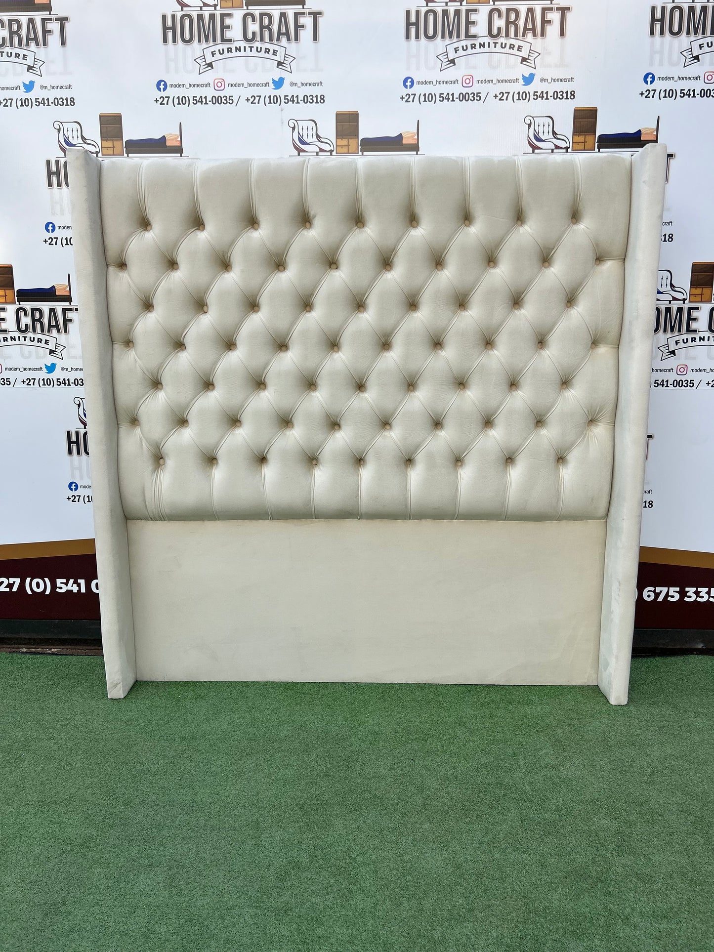 Queen Diamond Headboard With Wings - Cream