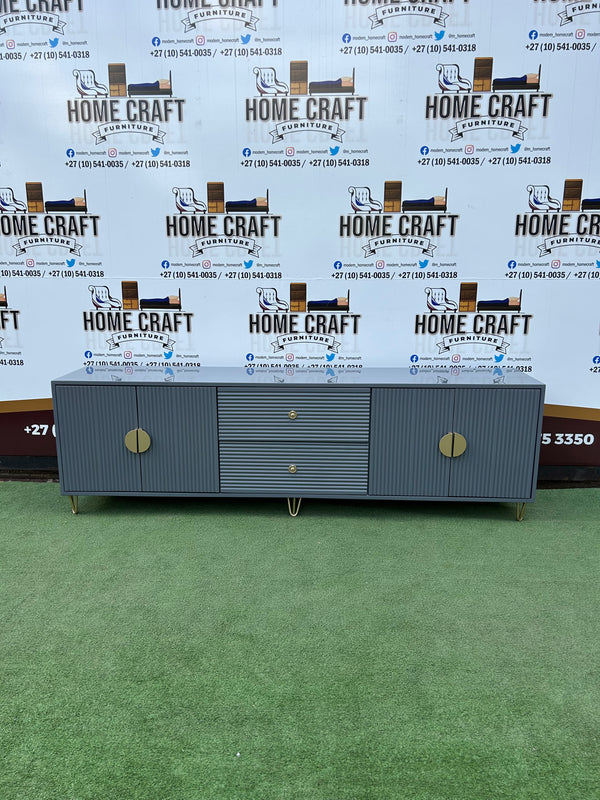 4 Doors & 2 Drawer Tv Stand