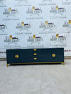 4 Door and 3 Drawer Tv Stand