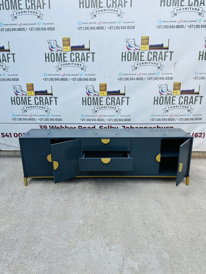 4 Door and 3 Drawer Tv Stand