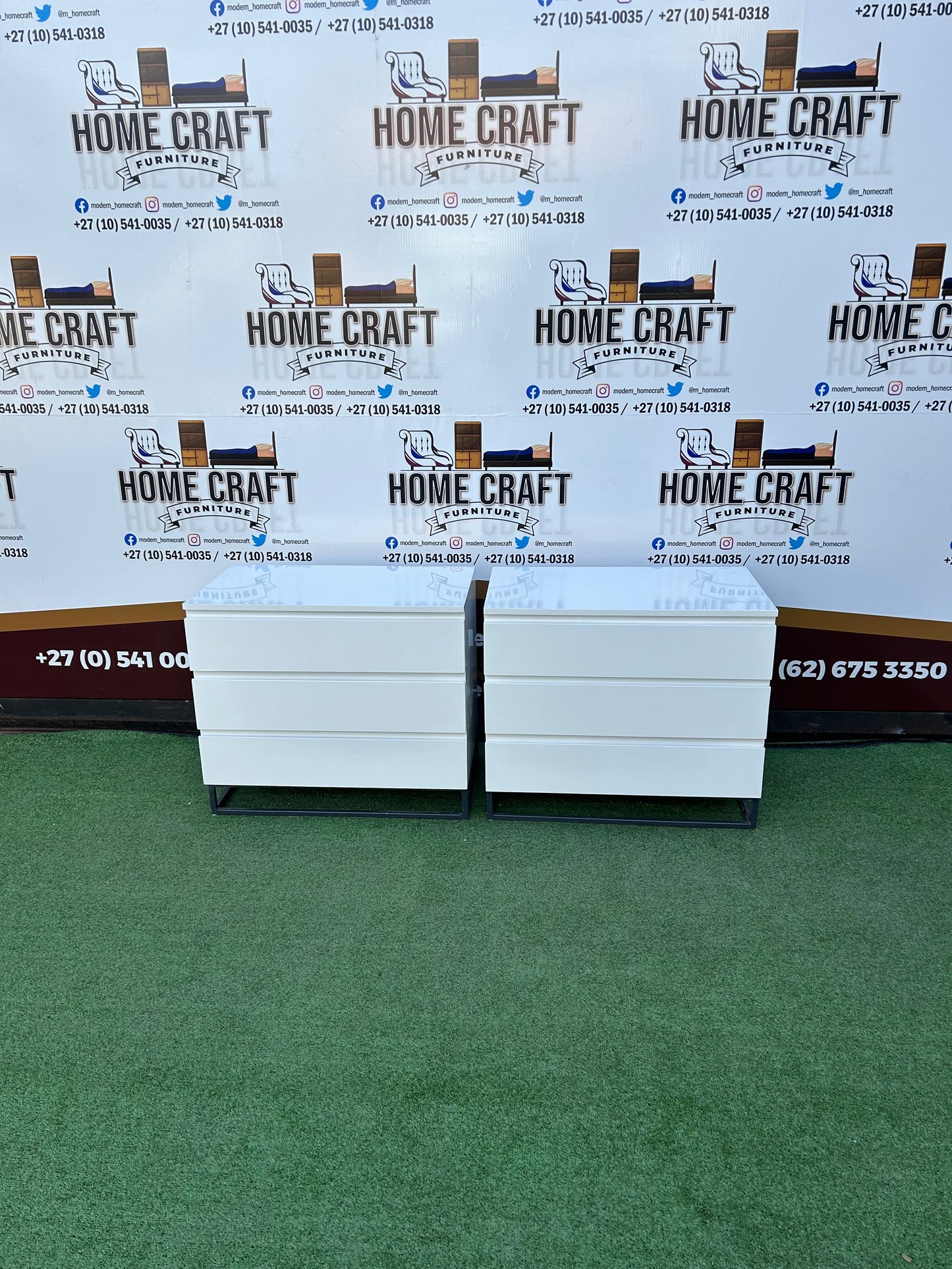 45 * 3 Drawer Pedestals x 2