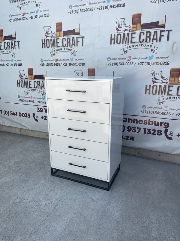 Plush Chest of Drawers ( White & Black )