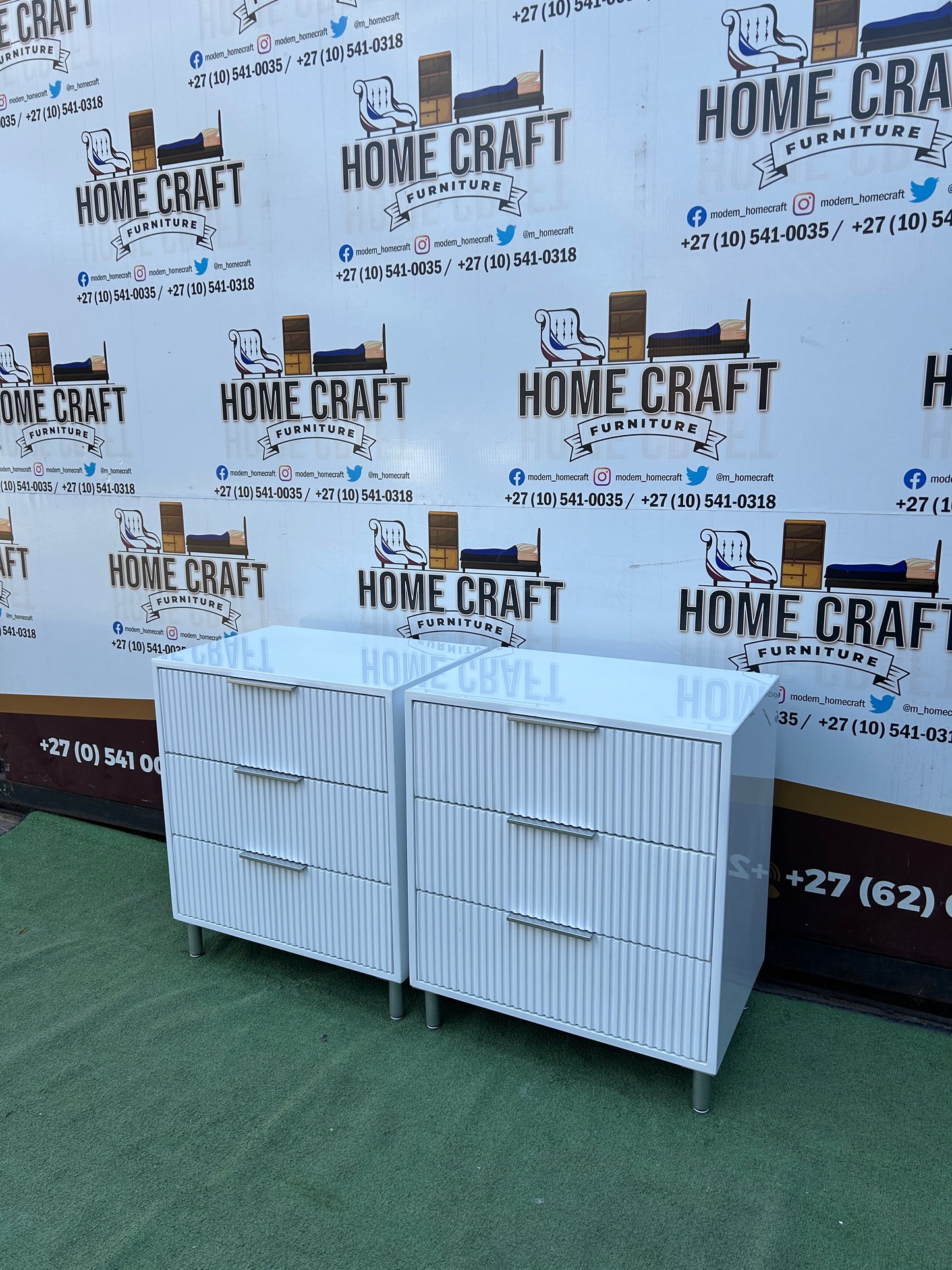 Vuyo 3 Drawer Pedestals - White & Silver