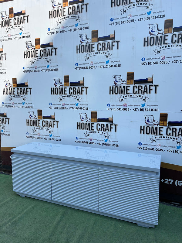 Hazel - 3 Drawer Tv Stand