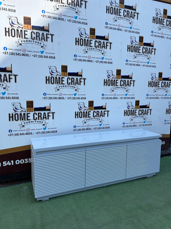 Hazel - 3 Drawer Tv Stand