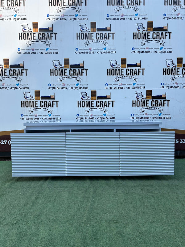 Hazel - 3 Drawer Tv Stand