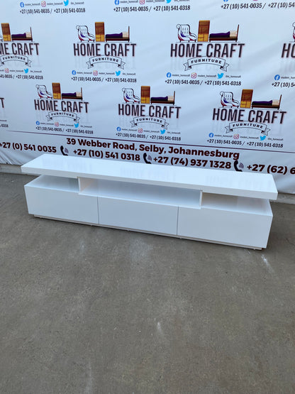 3 Drawer Tv Stand