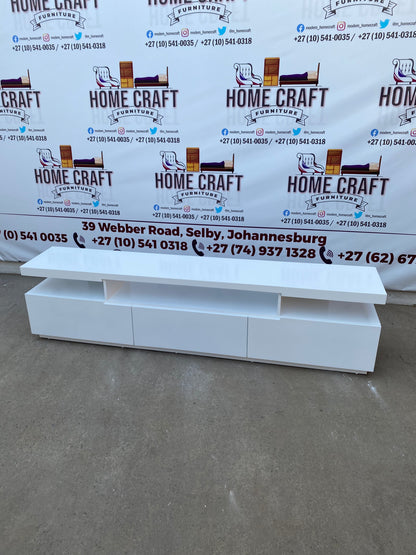 3 Drawer Tv Stand