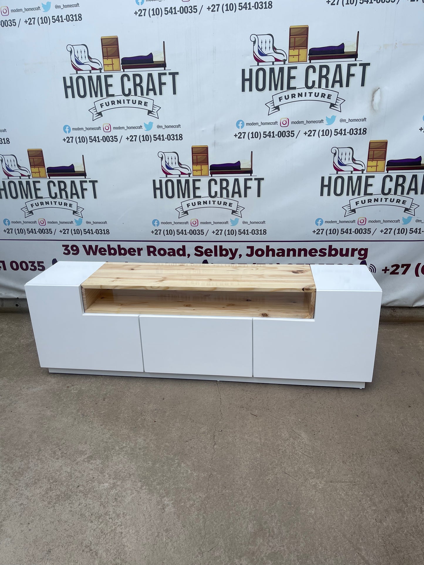 3 Drawer Tv Stand