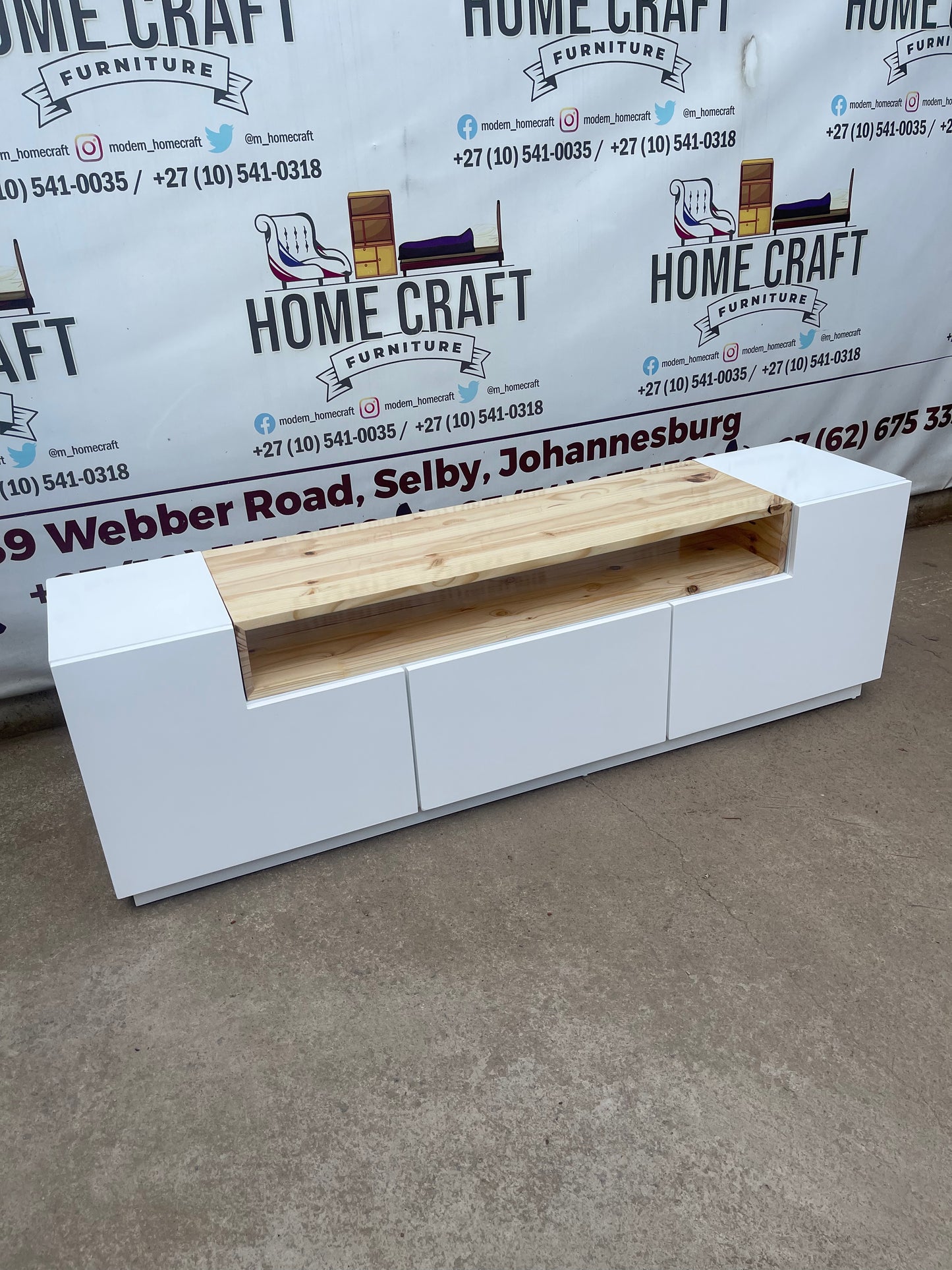 3 Drawer Tv Stand