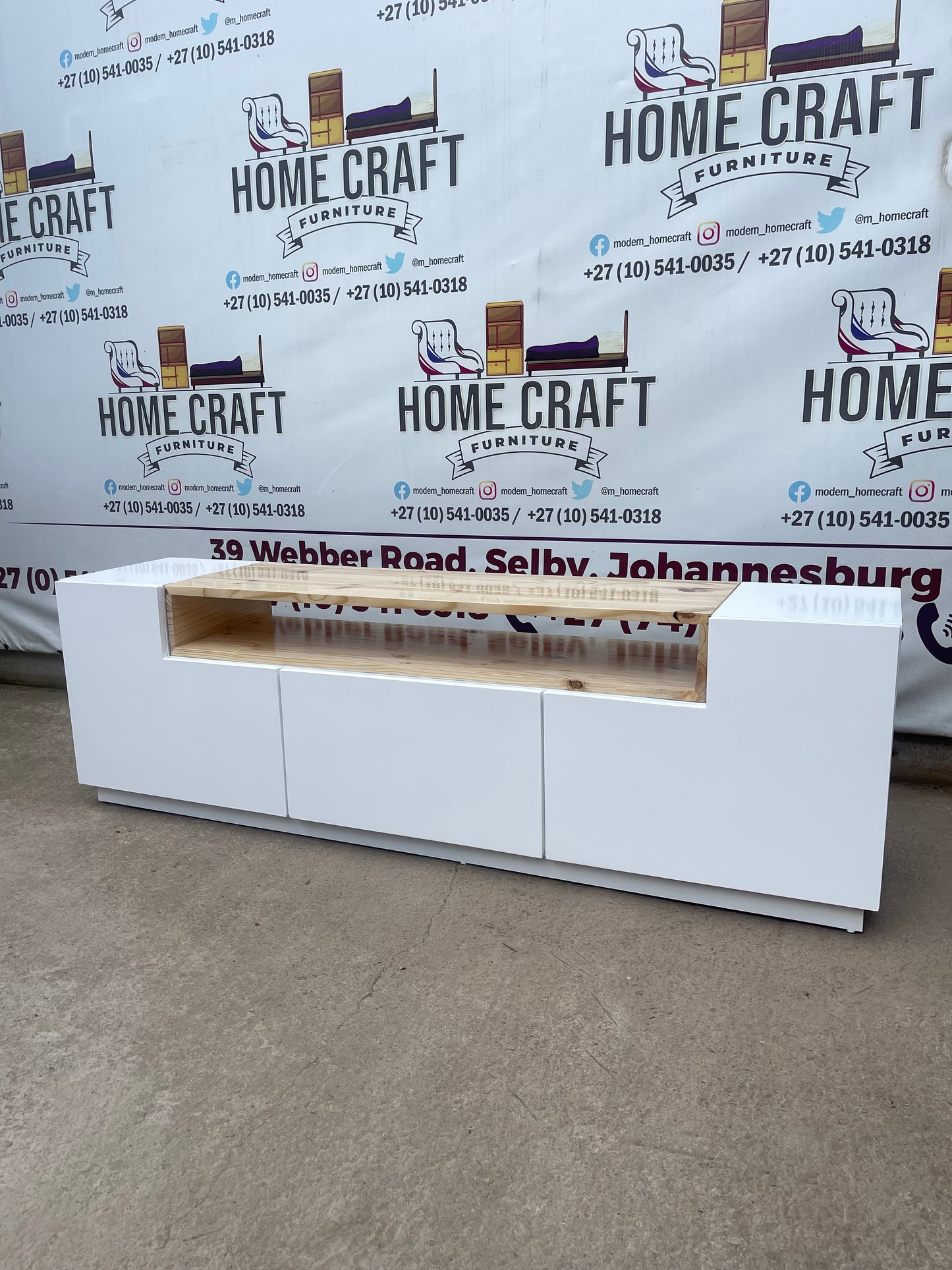 3 Drawer Tv Stand