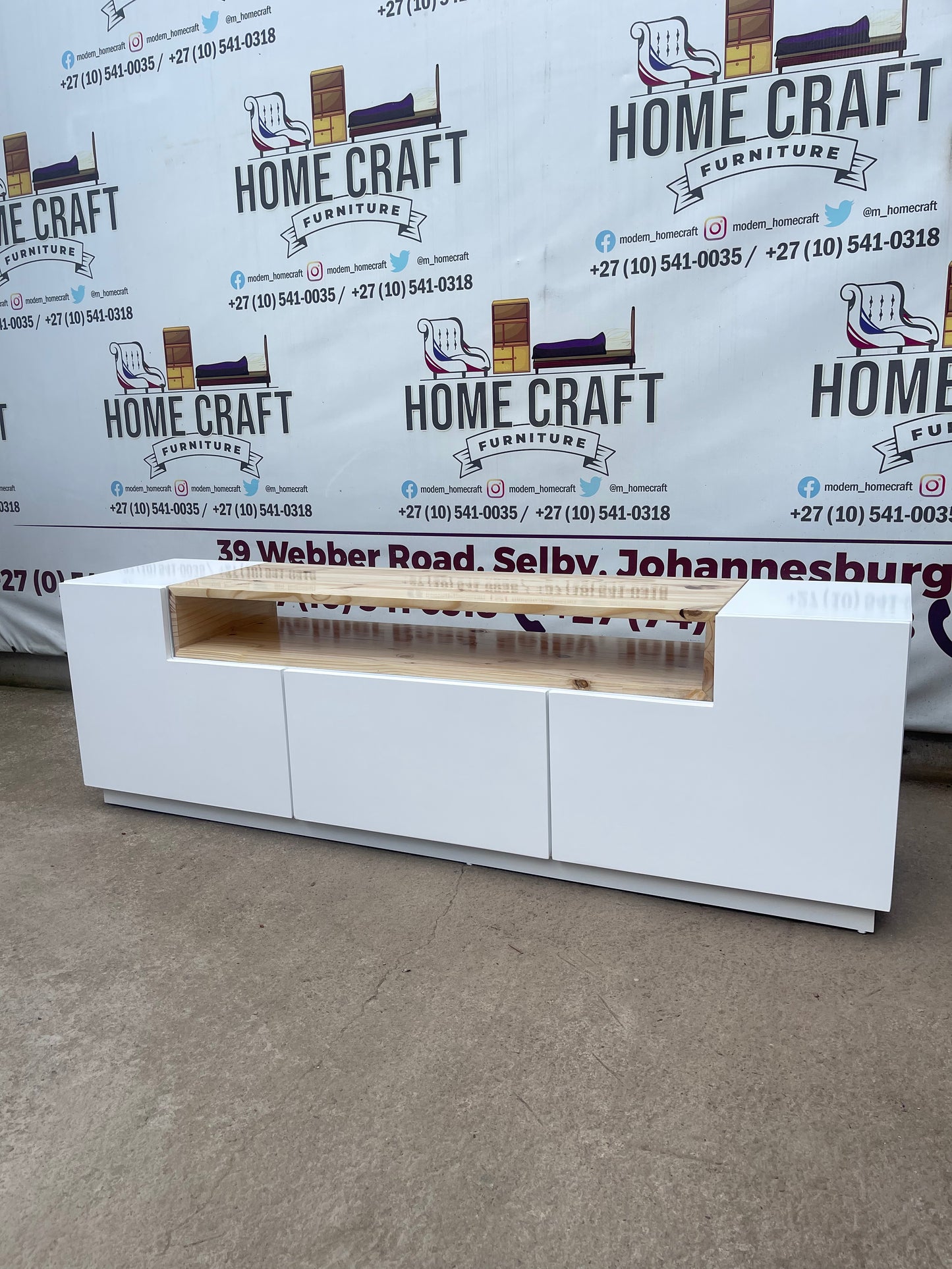 3 Drawer Tv Stand
