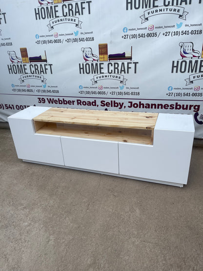 3 Drawer Tv Stand