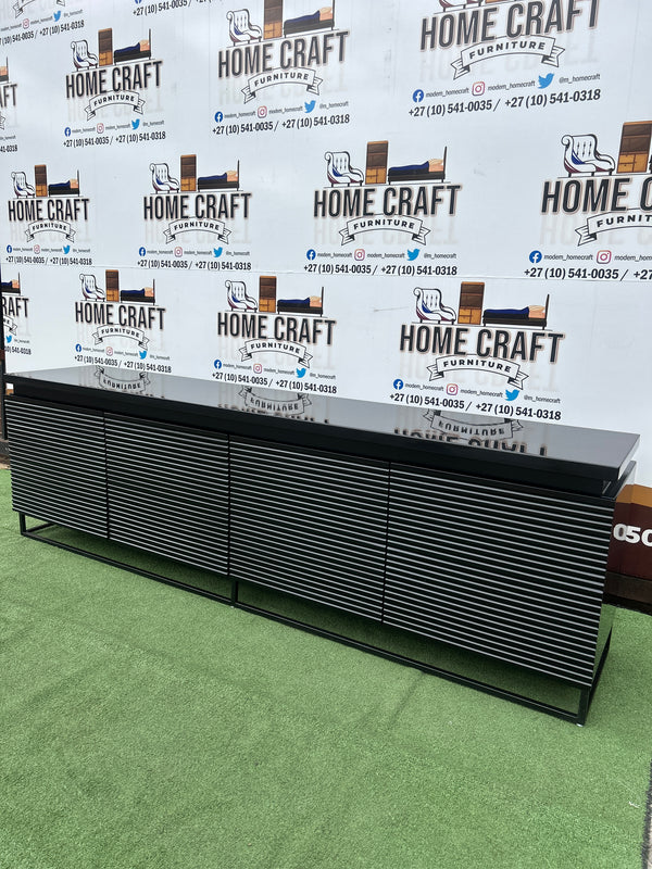 Lucia - 4 Drawer Tv Stand - Horizontal Lines