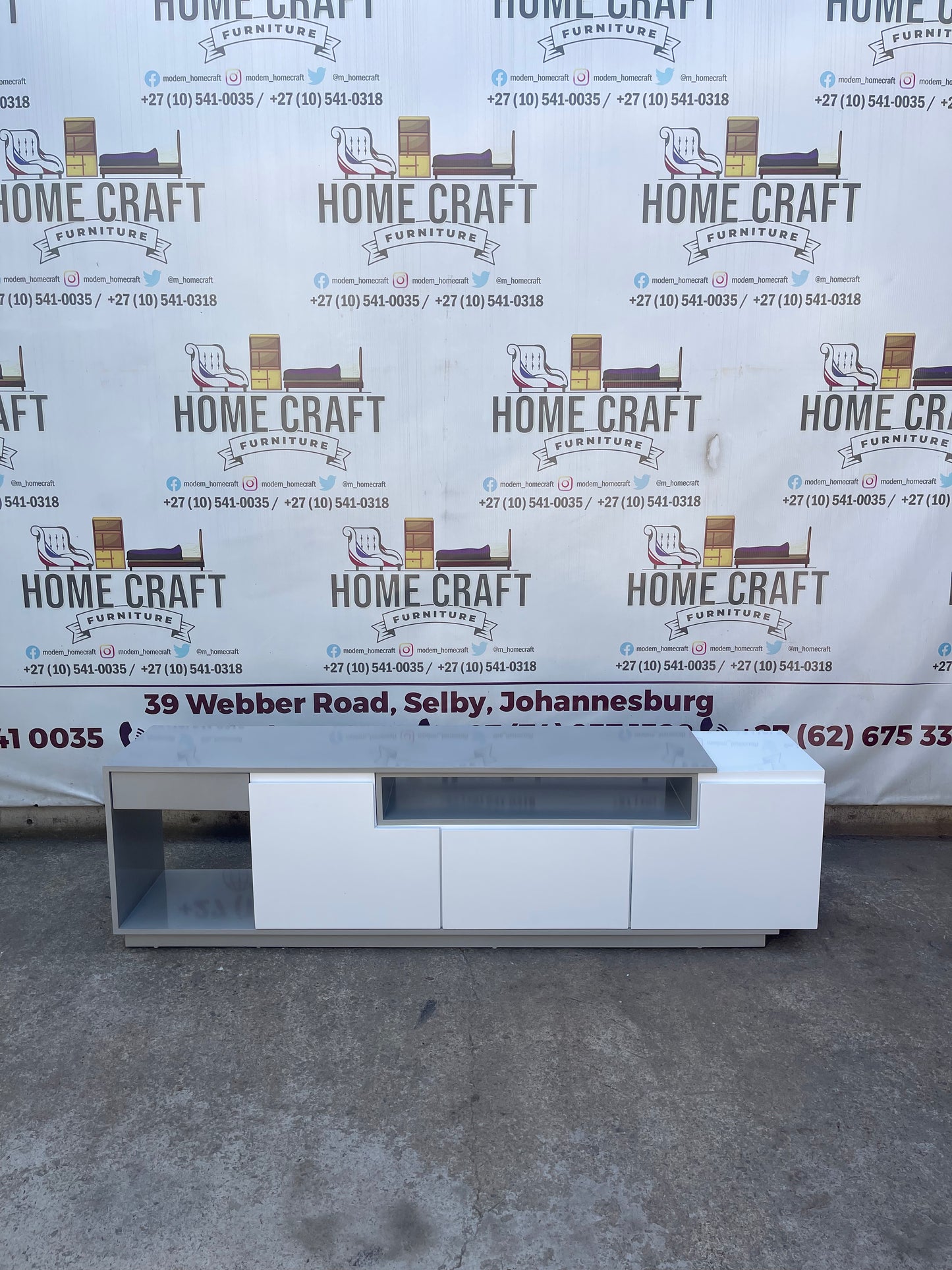 Left Sub Woofer 3 Drawer Tv Stand