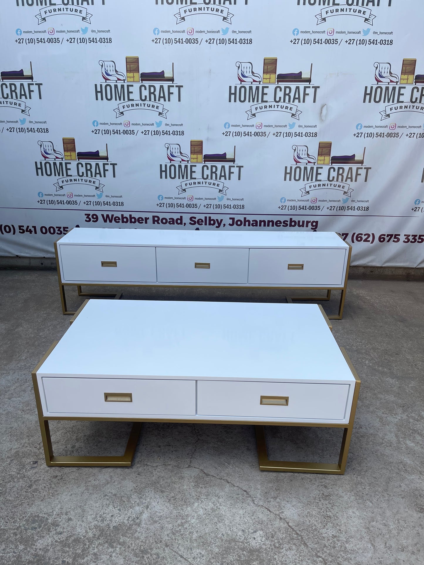 3 Drawer Tv Stand and 2 Drawer Coffee Table