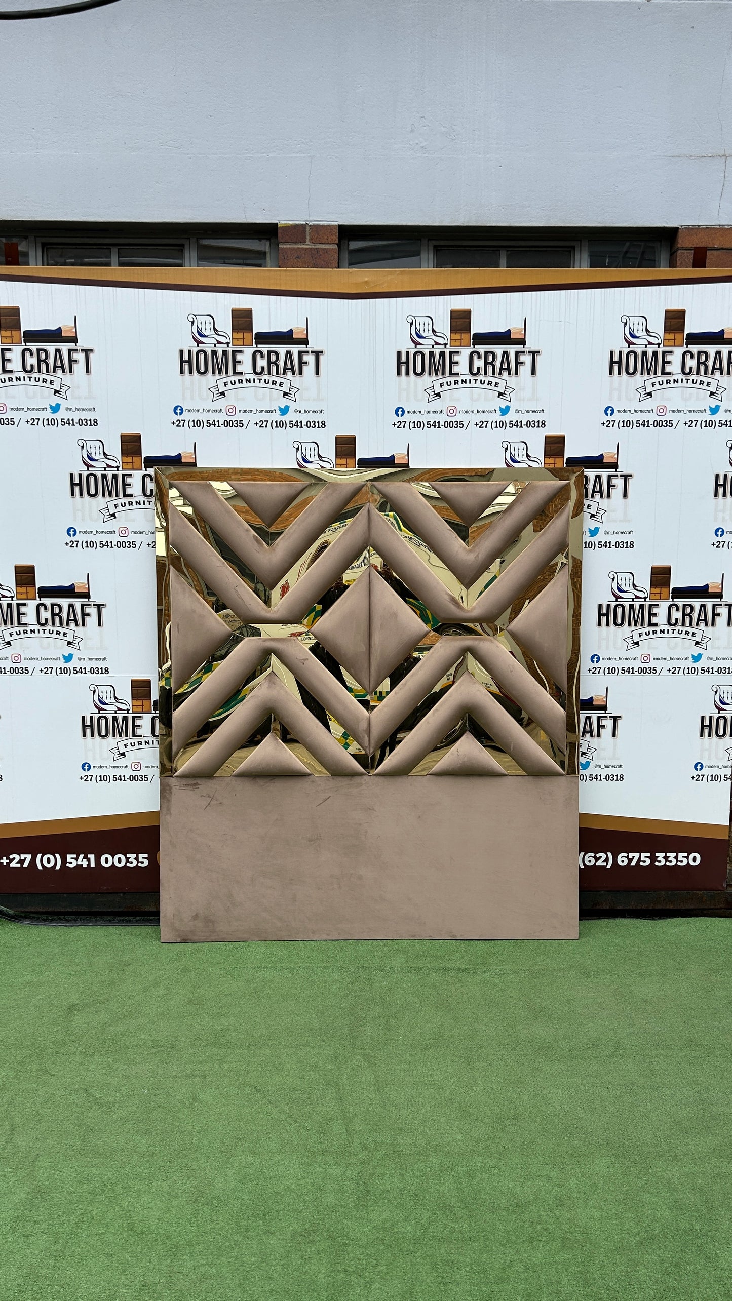 Queen Headboard With Gold Mirrors