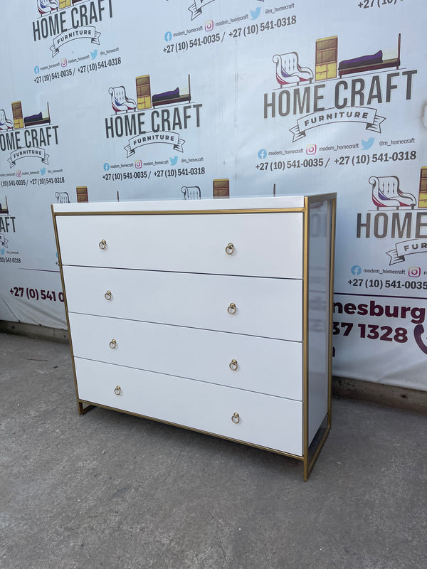 4 Drawer Chest of Drawers