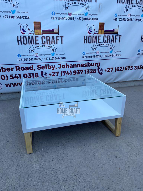 Enhle-1000 | Square Glass Table With Pine Wooden Legs