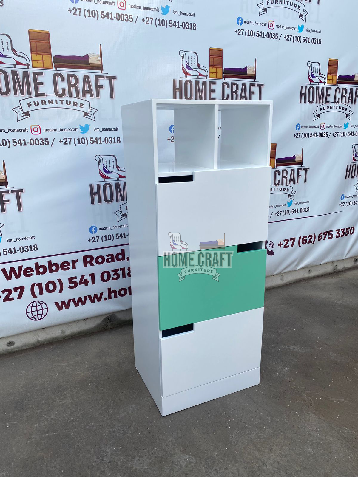 Lavhe Chest of Drawers