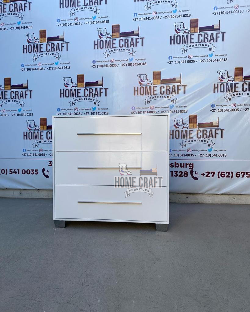 Chest of Drawers With Glass Top