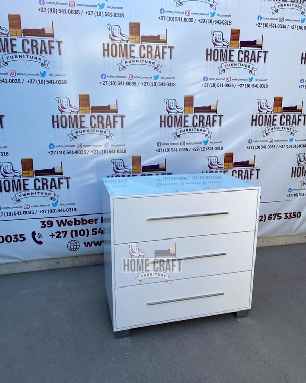 Chest of Drawers With Glass Top